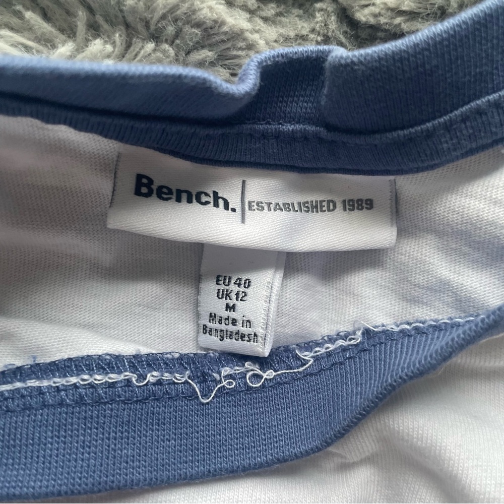 Bench Shirt - Picture 4 of 5